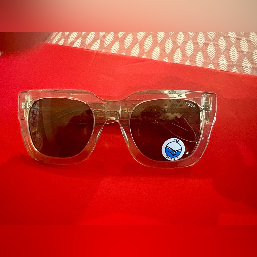I Sea clear/slight taupe Frame Sunglasses with Dark Lenses